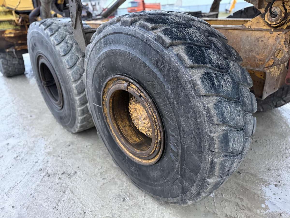 Volvo A25D, самосвалы