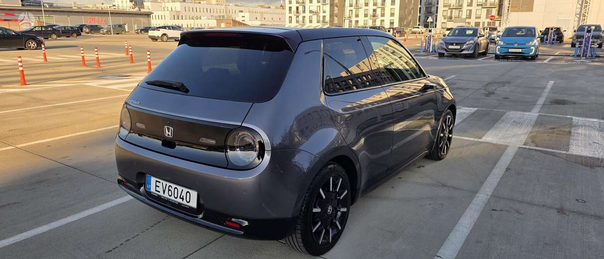 Honda E, 36 kWh, hatchback