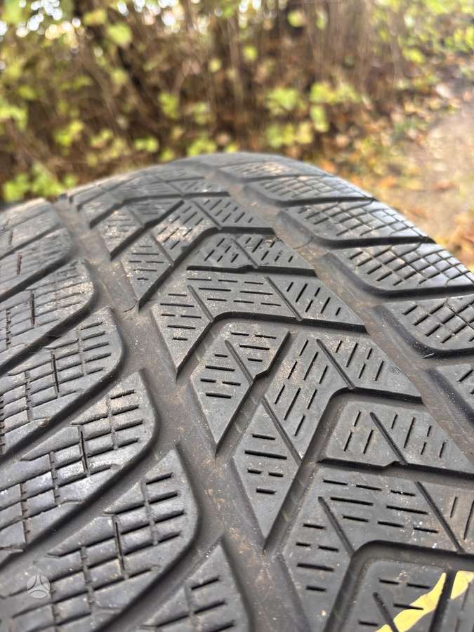 Volvo XC60, light alloy, R18