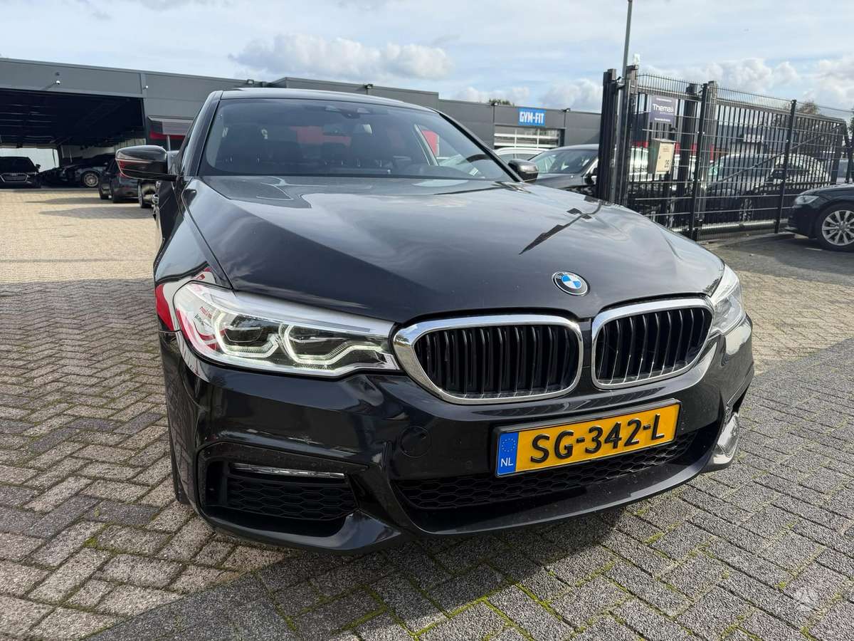 BMW 520