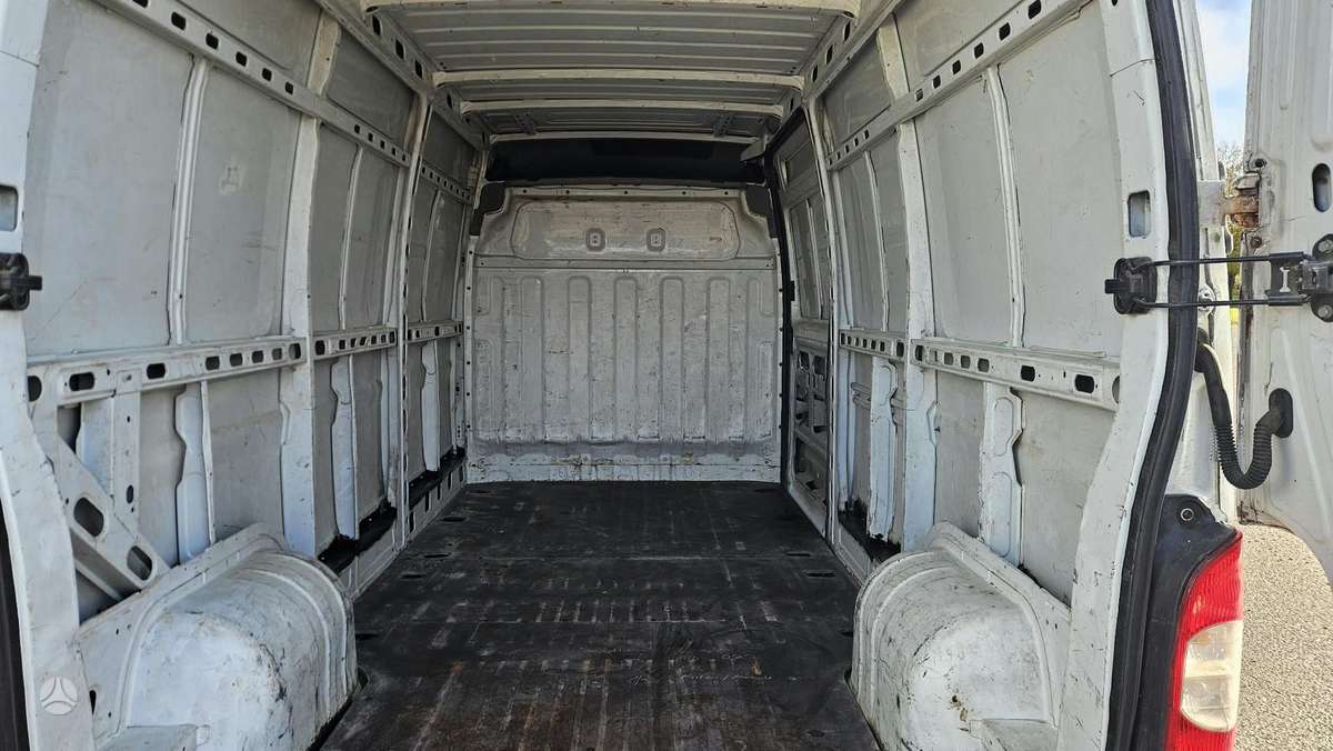 Renault Master, 2.5 l., Коммерческий