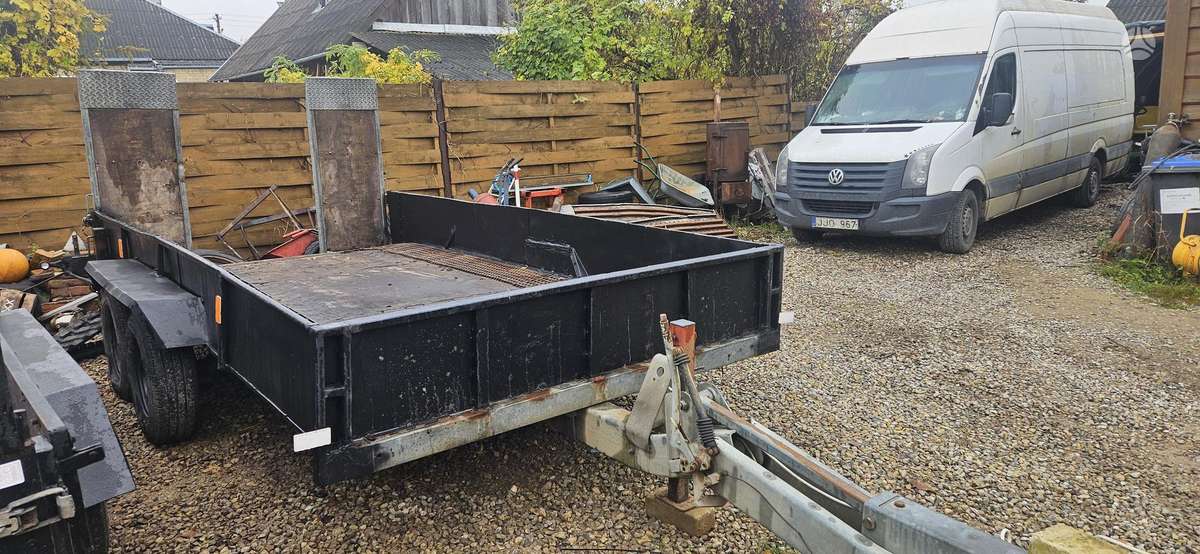 Bazaltas Try, custom trailer / semi-trailer