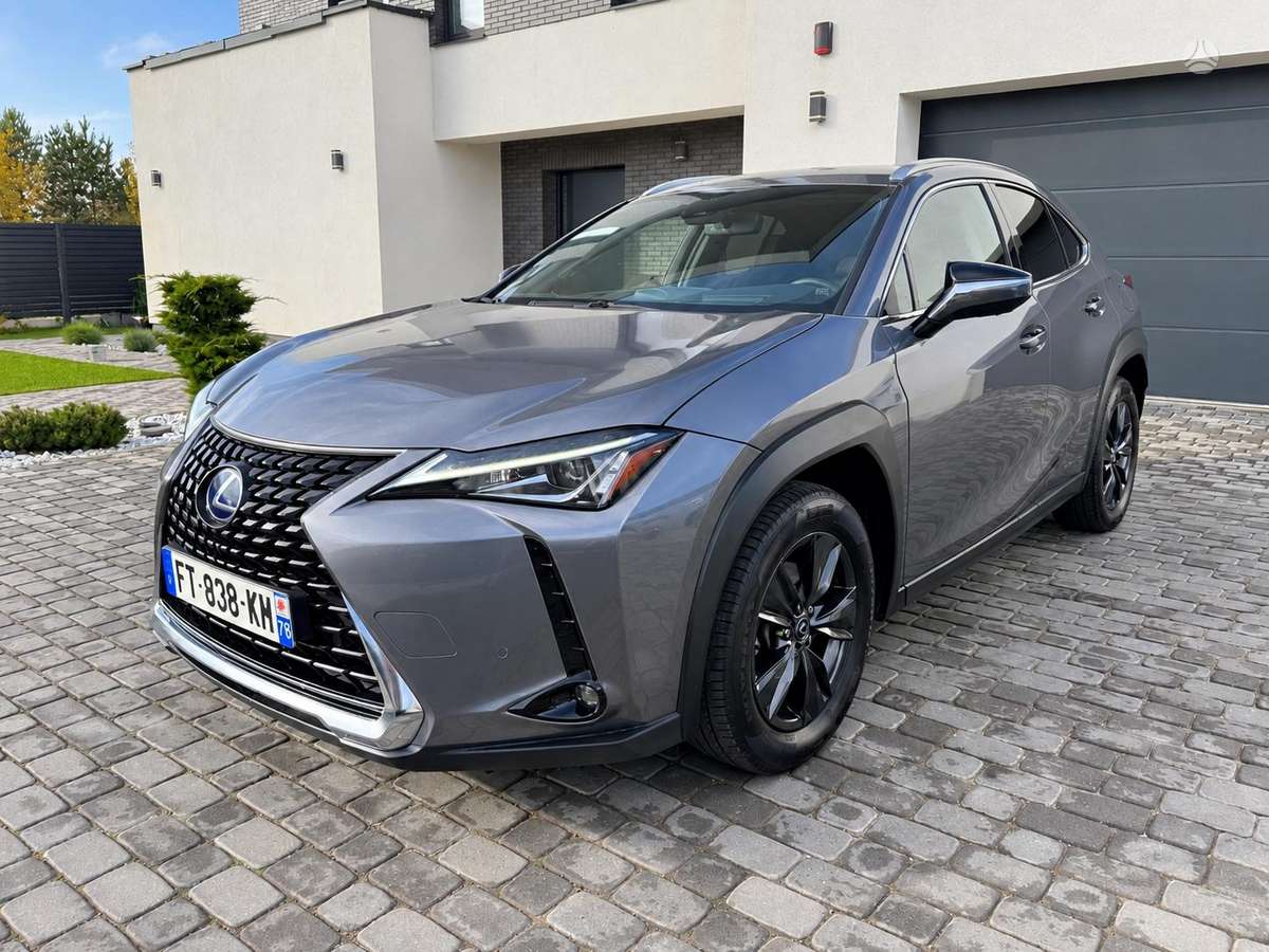 Lexus UX 250h