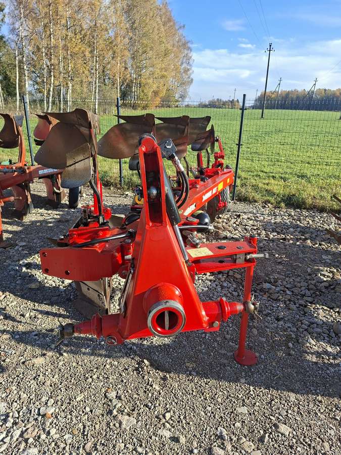 Agrolux MRT4975AX, ploughs