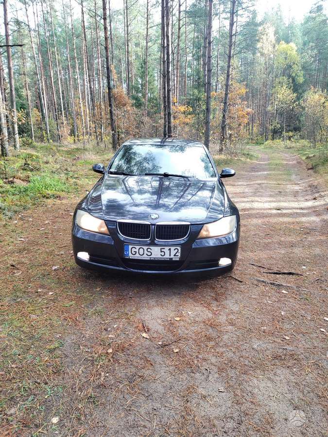 BMW 320