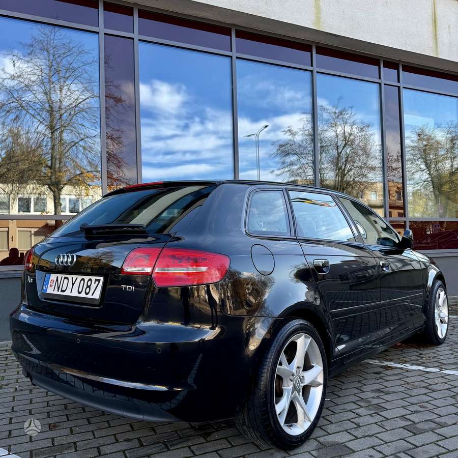 Audi A3, 2.0 l., Хэтчбек