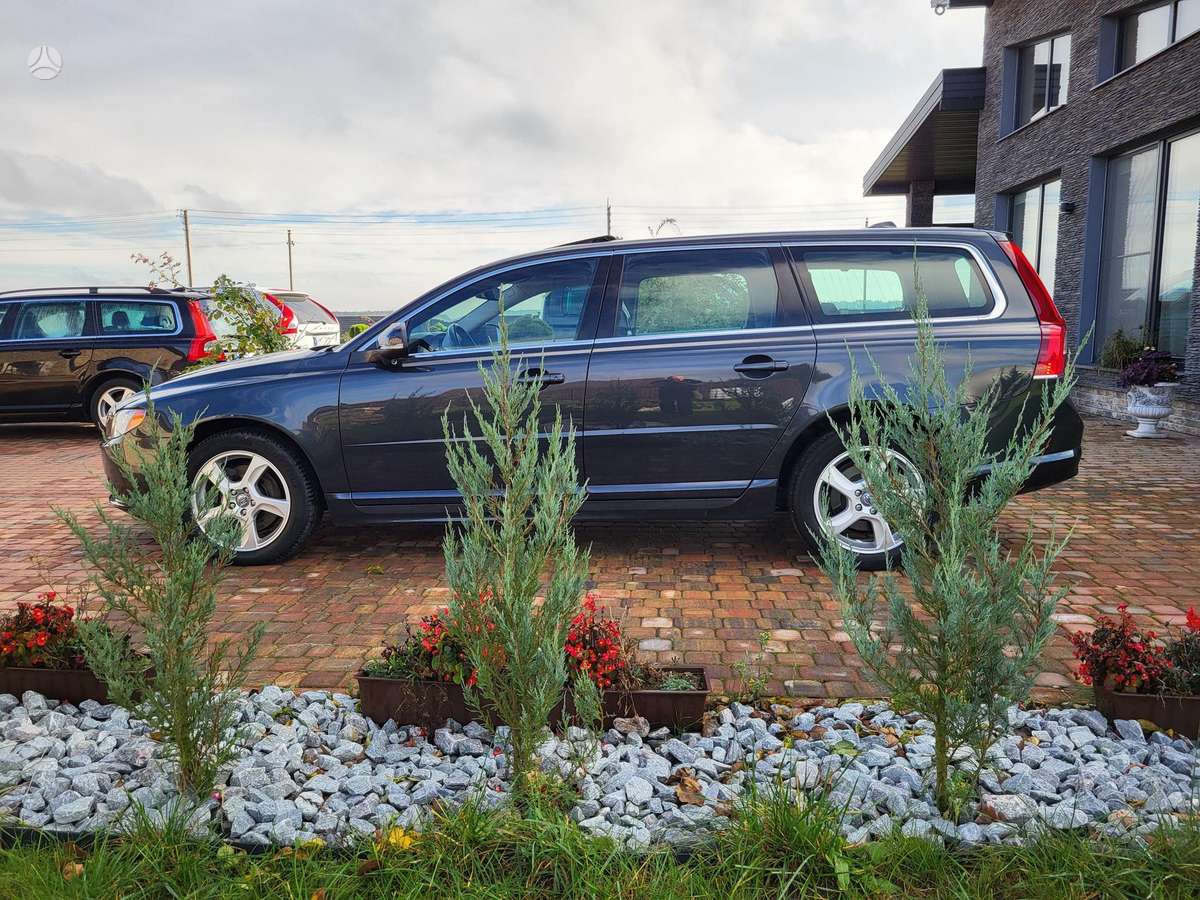 Volvo V70, 2.0 l., wagon