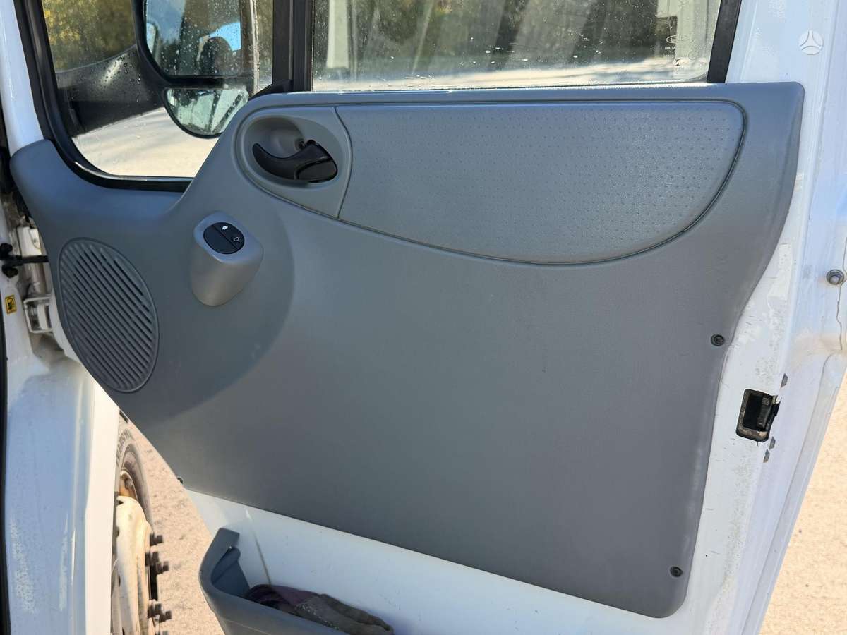 Ford Transit, auto transporters