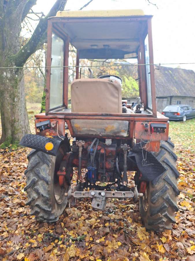 VTZ T25, traktori