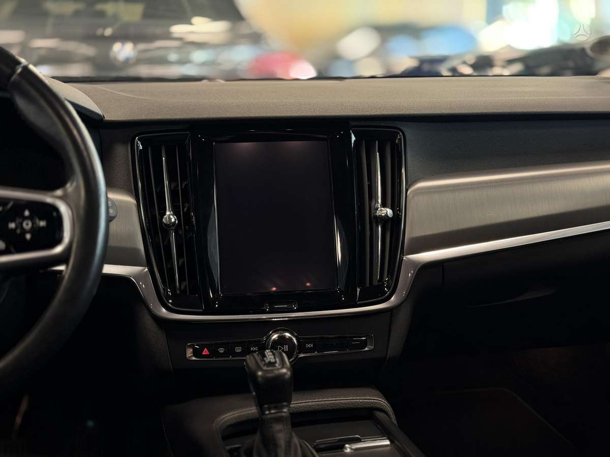 Volvo V90, 2.0 l., Универсал