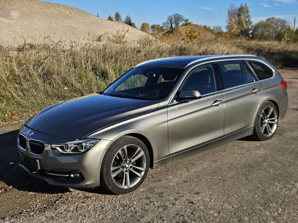 BMW 320
