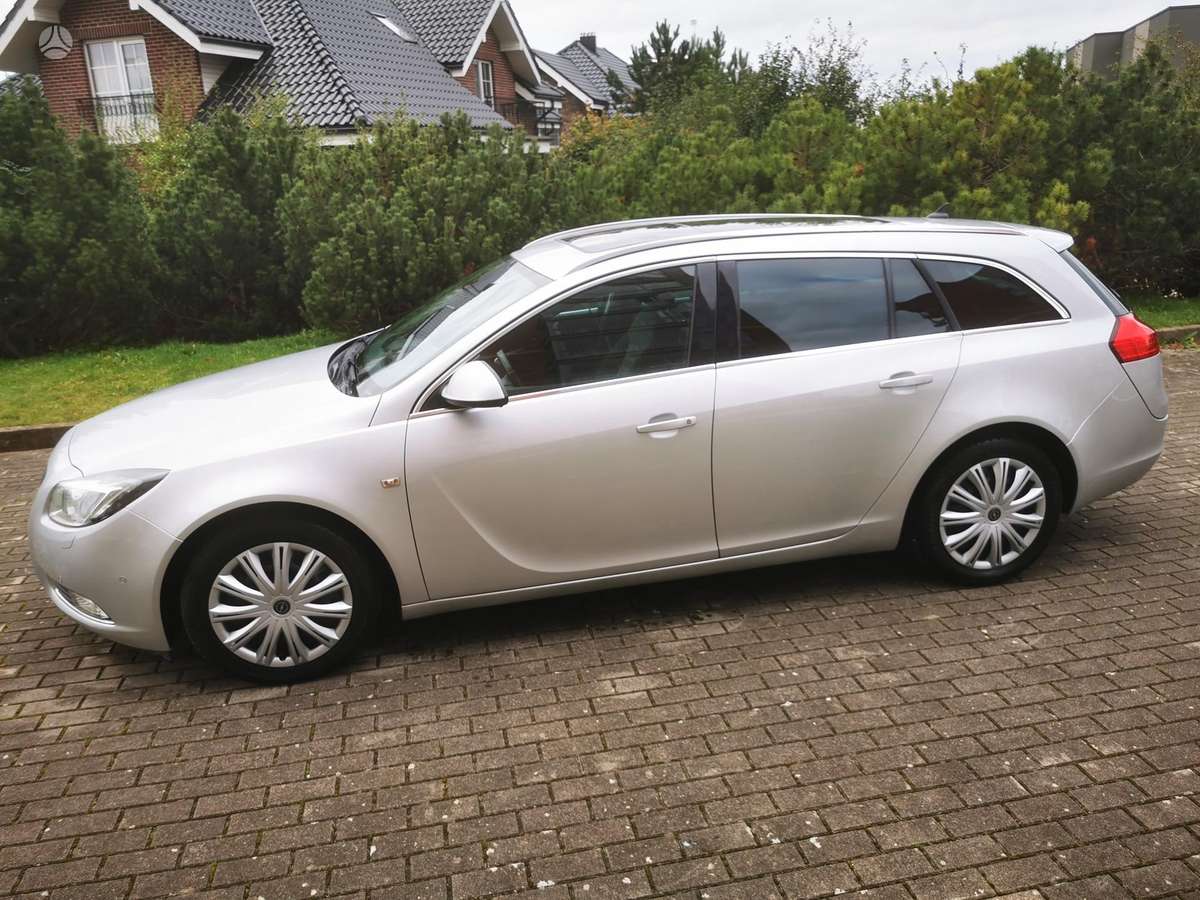 Opel Insignia 2010 — photo 7