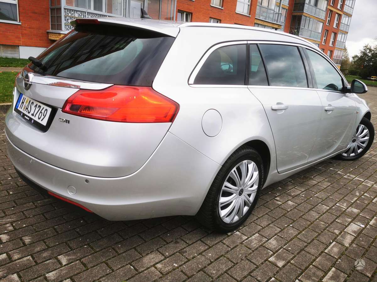 Opel Insignia 2010 — photo 6