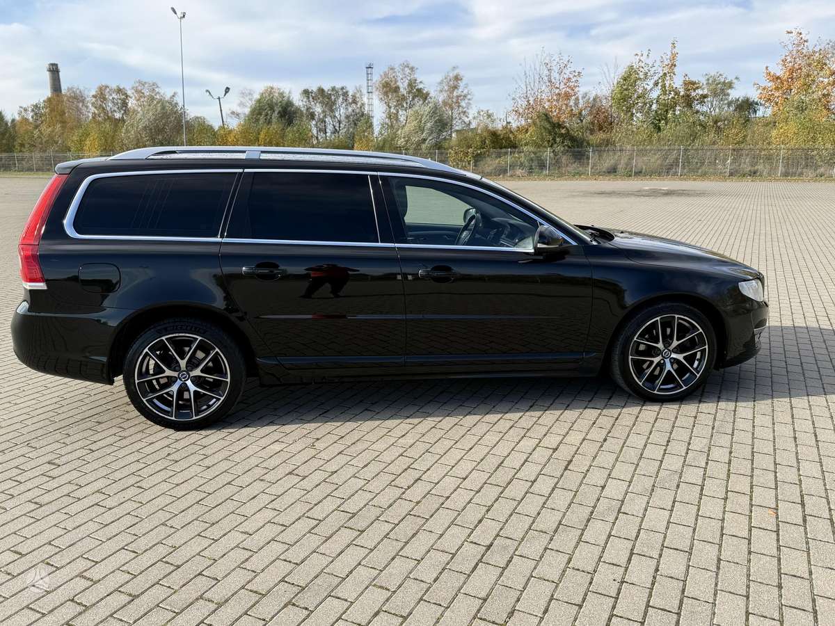 Volvo V70, 2.0 l., Универсал