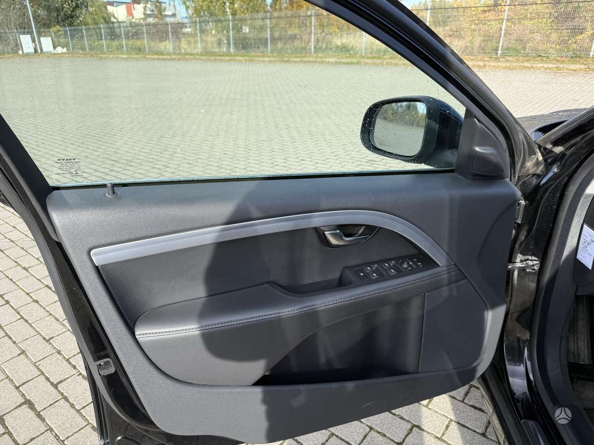 Volvo V70, 2.0 l., Универсал