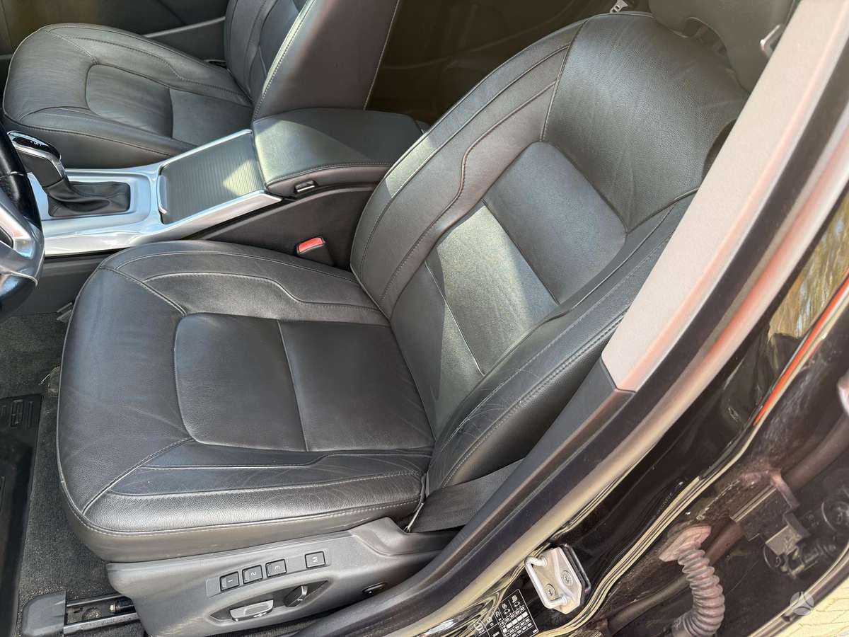 Volvo V70, 2.0 l., Универсал