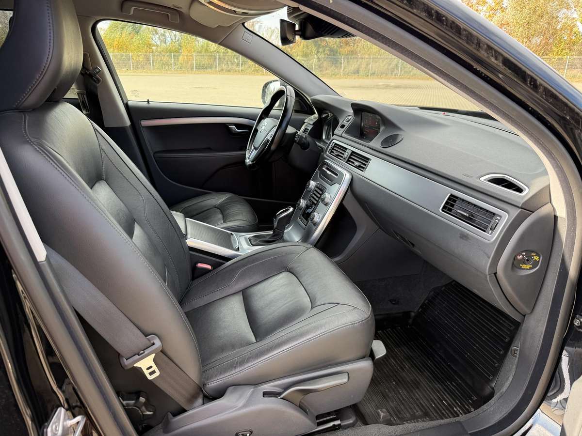Volvo V70, 2.0 l., Универсал