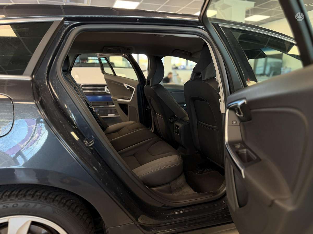 Volvo V60, 2.0 l., Универсал