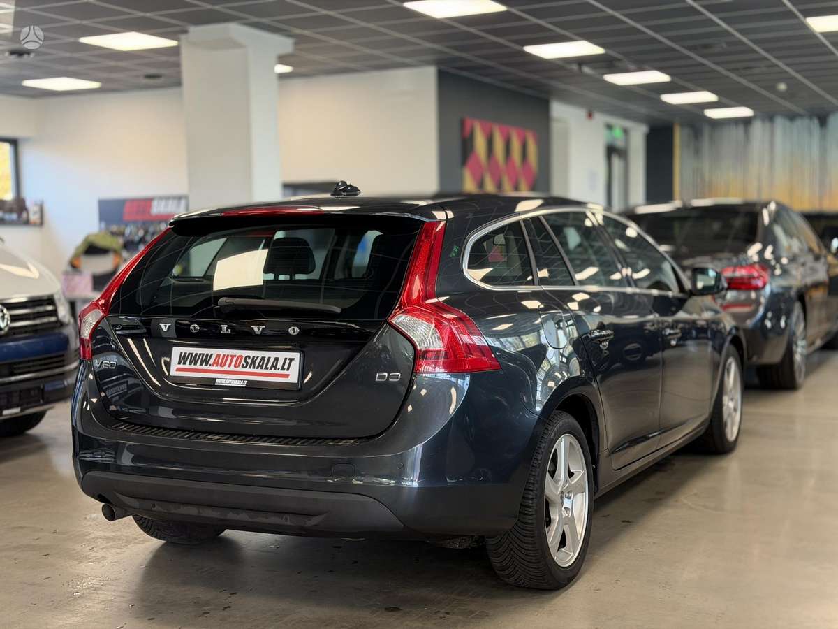 Volvo V60, 2.0 l., Универсал