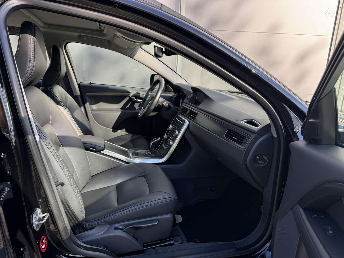 Volvo XC70, 2.4 l., Универсал