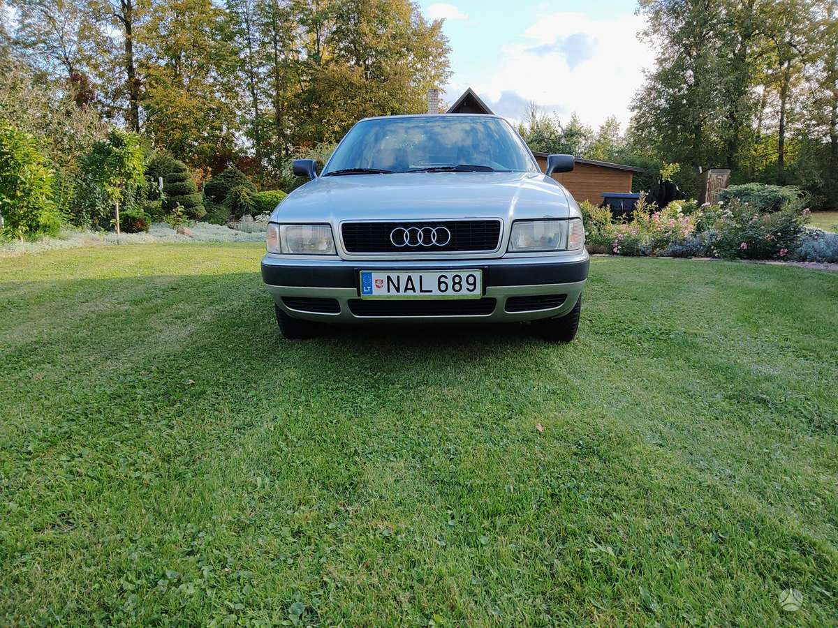 Audi 80