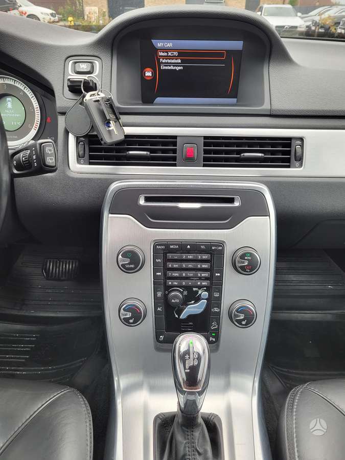 Volvo XC70, 2.4 l., Универсал