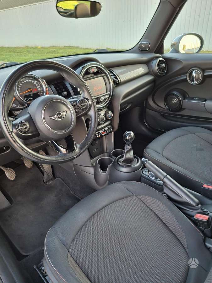 Mini Cooper, 1.5 l., Хэтчбек