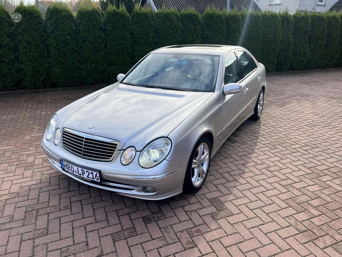 Mercedes-Benz E220