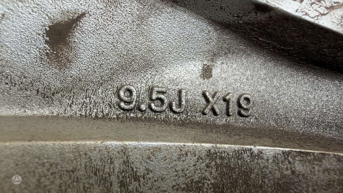 TESLA Model Y, light alloy, R19