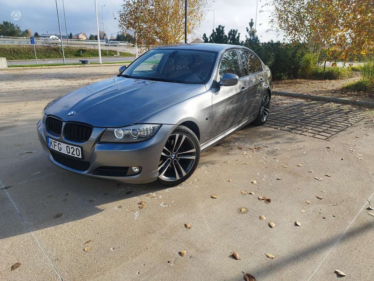 BMW 320, 2.0 l., Седан