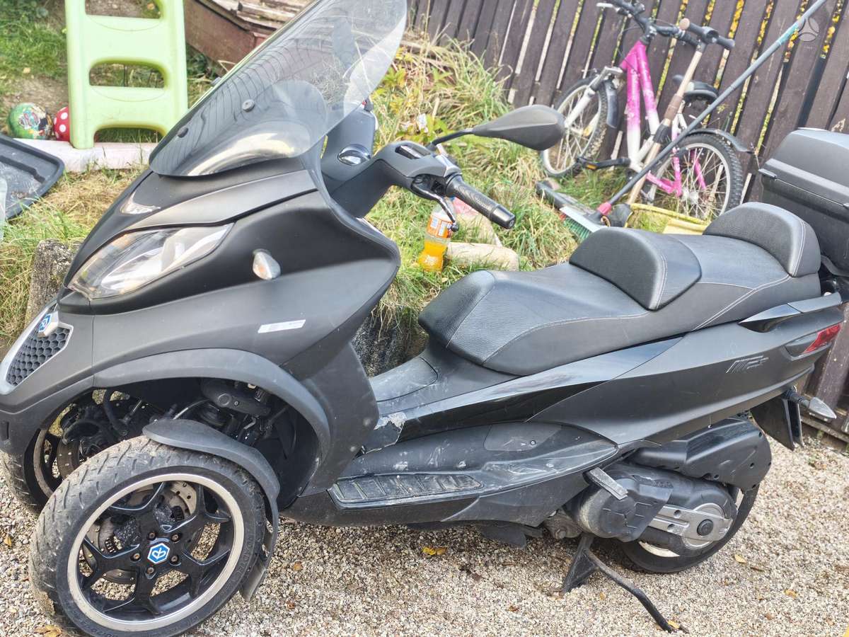 Piaggio MP3 500cc, трициклы