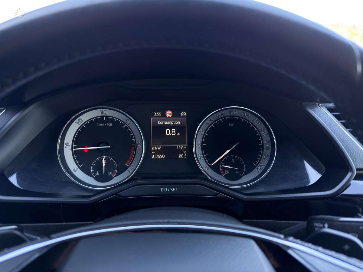 Skoda Superb, 2.0 l., Универсал