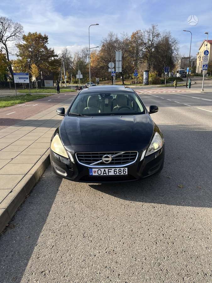 Volvo S60