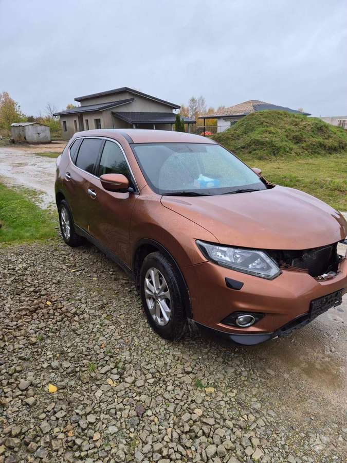 Nissan X-Trail