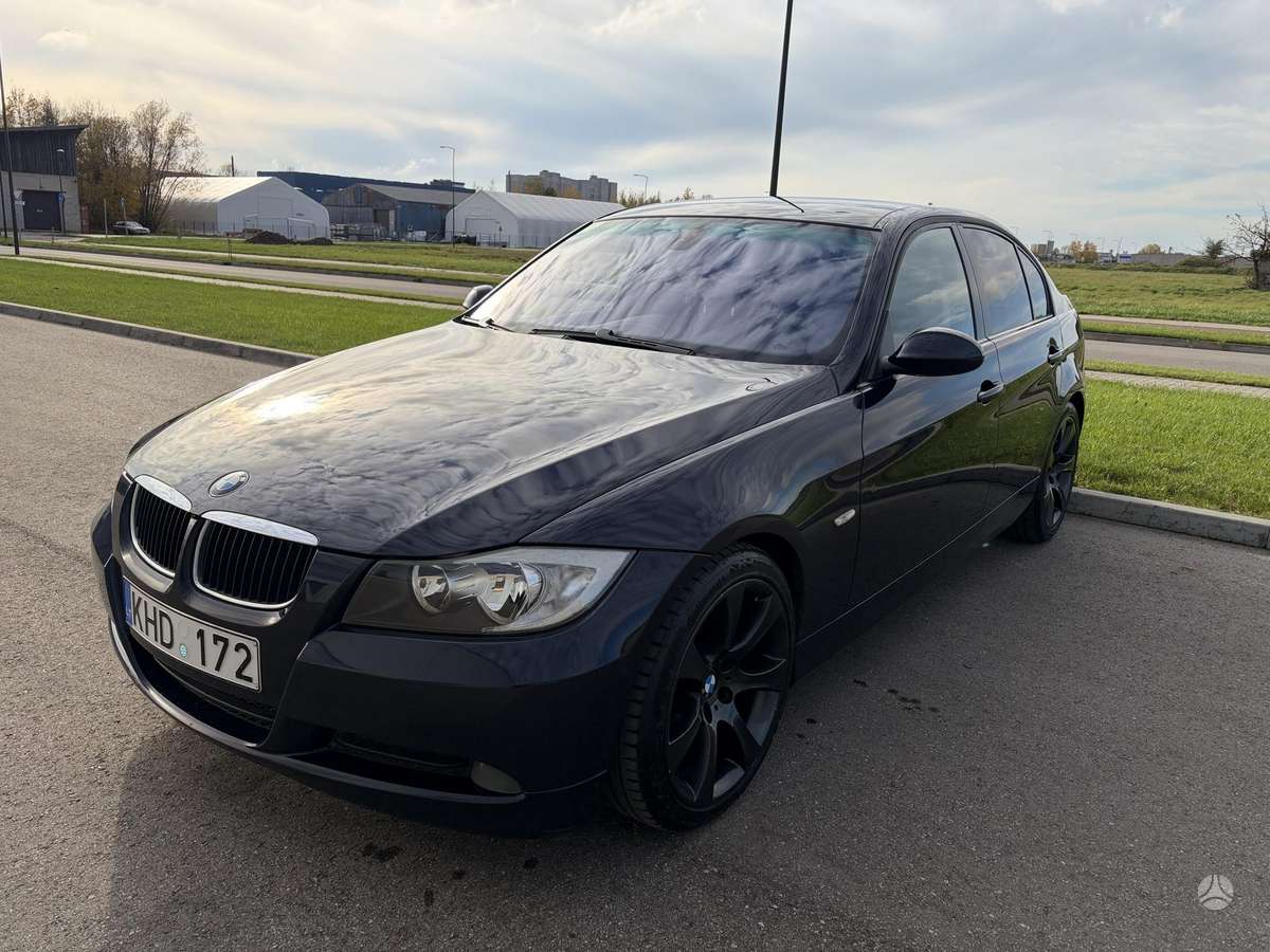 BMW 318, 2.0 l., Седан
