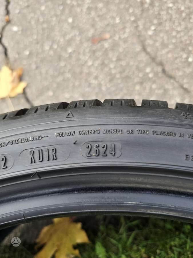 Dunlop, зимние 255/35 R19