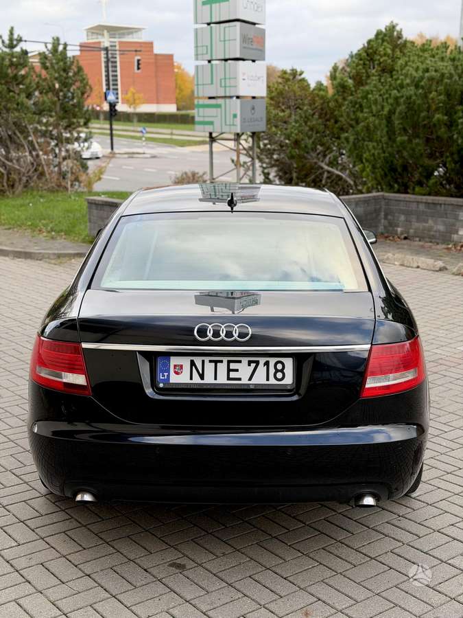 Audi A6, 2.0 l., Седан