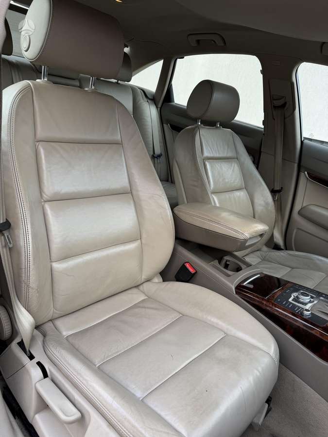 Audi A6, 2.0 l., Седан