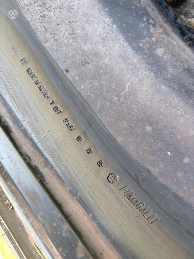 Dodge, tērauda apzīmogoti, R17