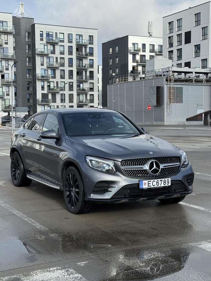 Mercedes-Benz GLC Coupe 350
