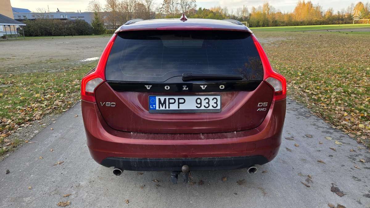Volvo V60, 2.4 l., Универсал