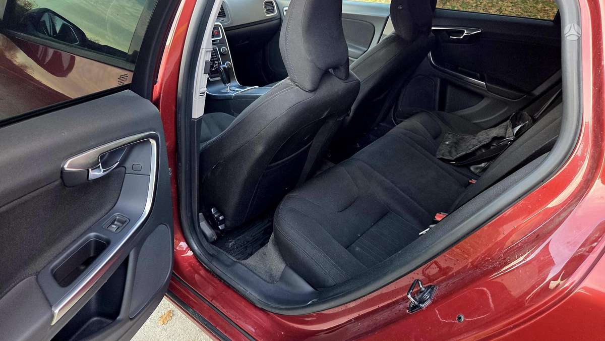 Volvo V60, 2.4 l., Универсал