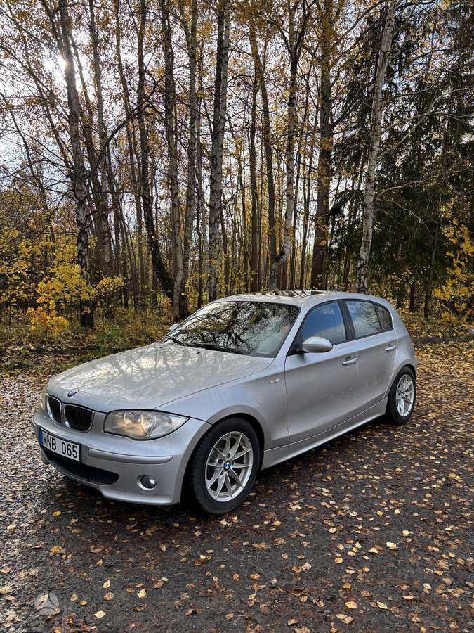 BMW 120