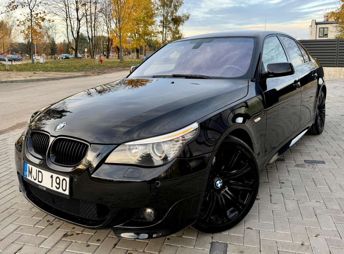 BMW 525