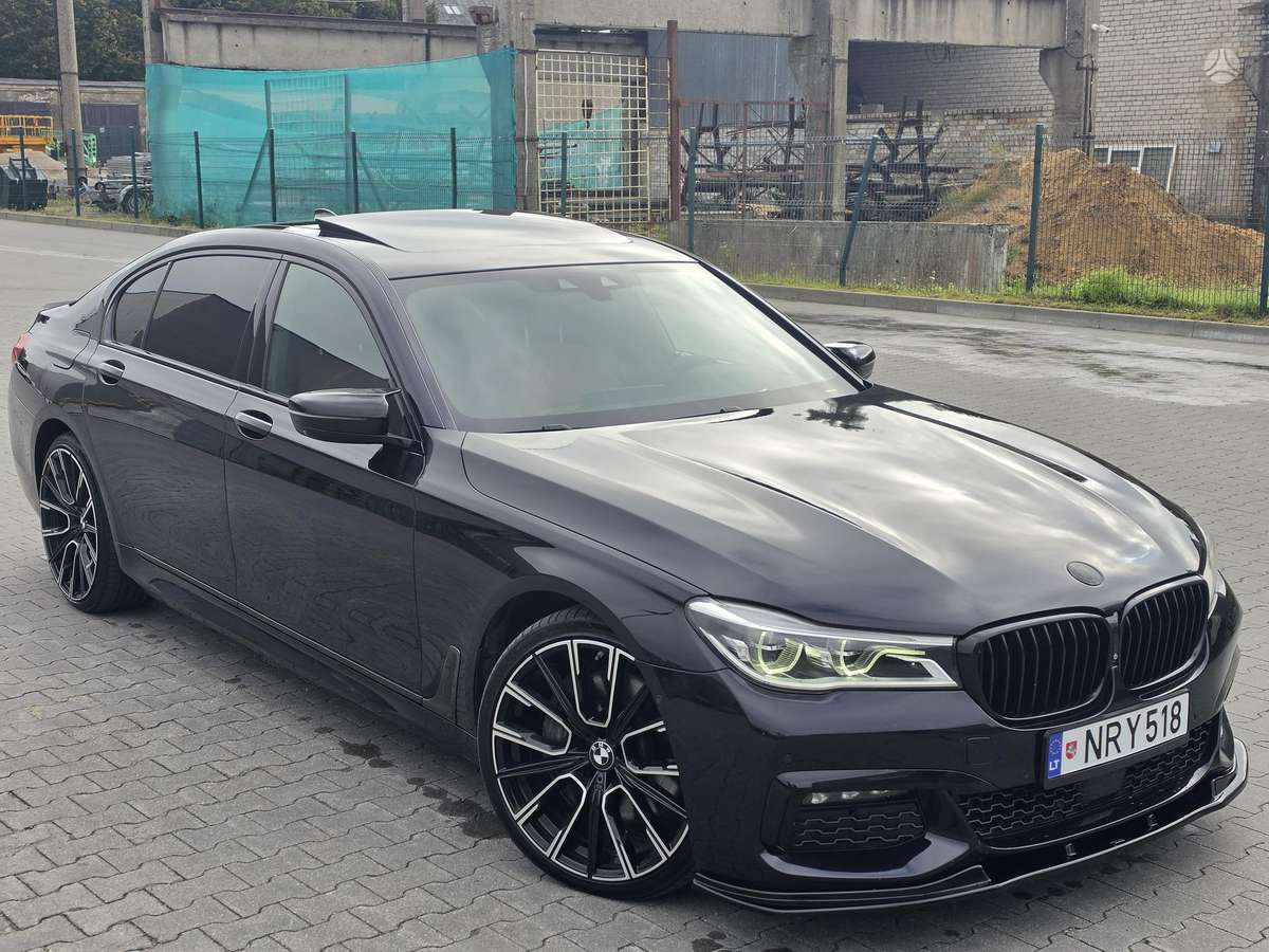 BMW 750