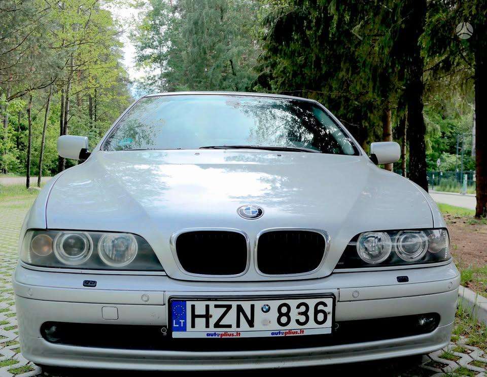 BMW 520