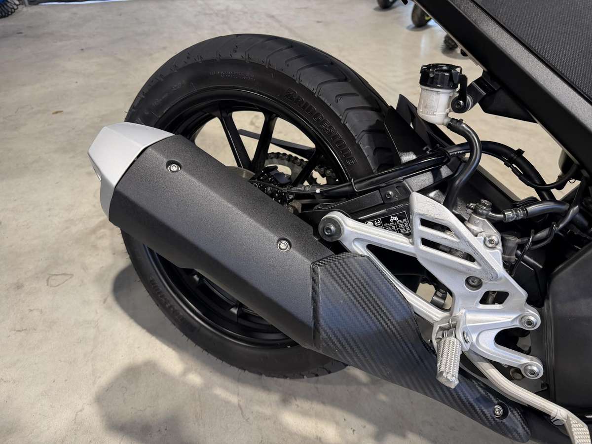 Yamaha YZF 125cc, superbikes