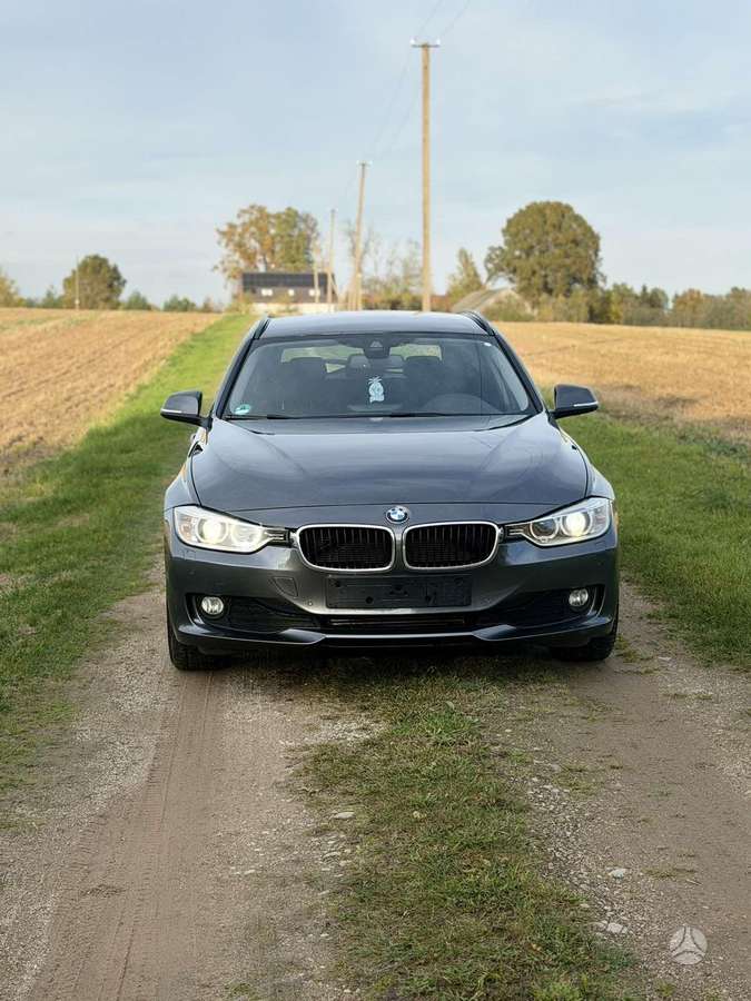BMW 320