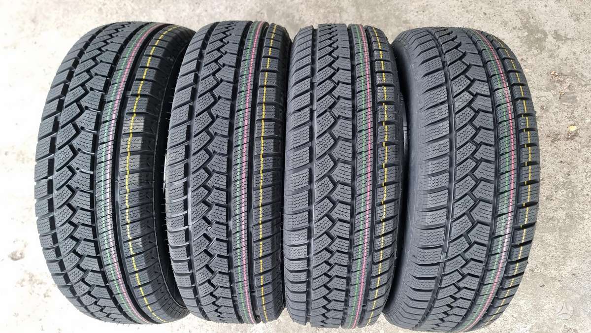 Sunfull SF 982, зимние 215/65 R16
