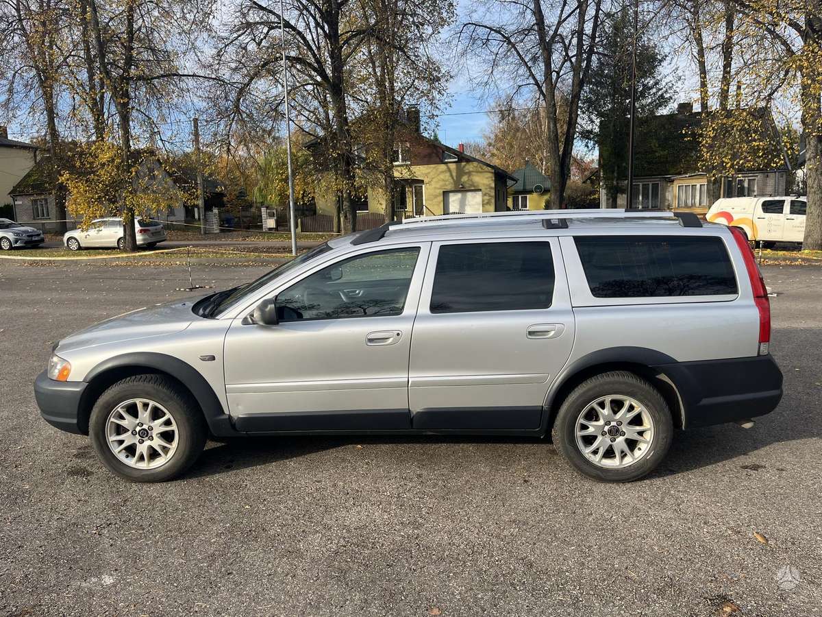 Volvo XC70, 2.4 l., Универсал